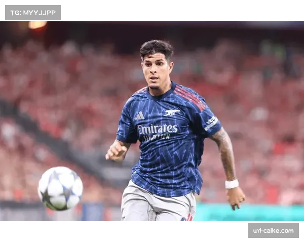 从保级到欧战：法兰克福少帅阿尔瓦雷斯的第一个赛季